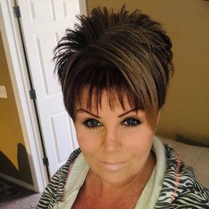 Meet your Posher, Kelli